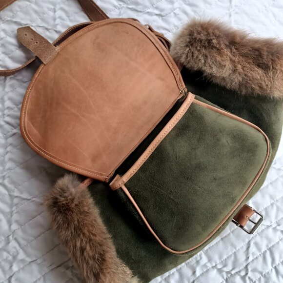 Vintage Green Suede Leather Shearling Fur Muff Adjustable Strap Purse w Pocket - Picture 4 of 13